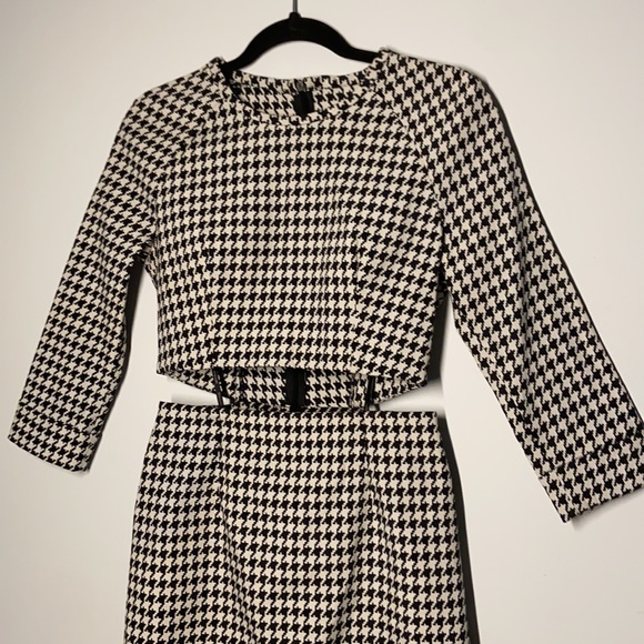 NWOT Off Runway Houndstooth Dress, Small - Picture 2 of 6